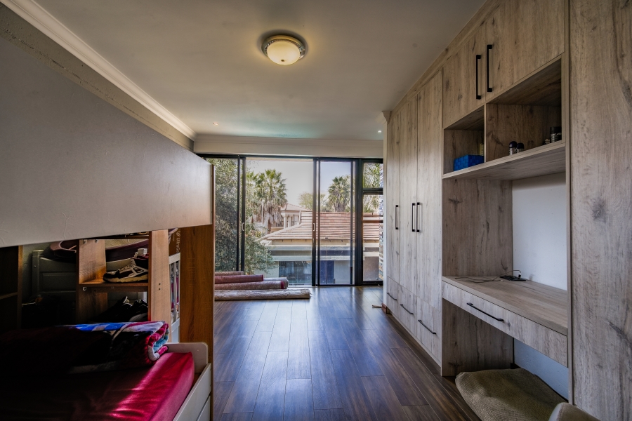 5 Bedroom Property for Sale in Willow Acres Gauteng