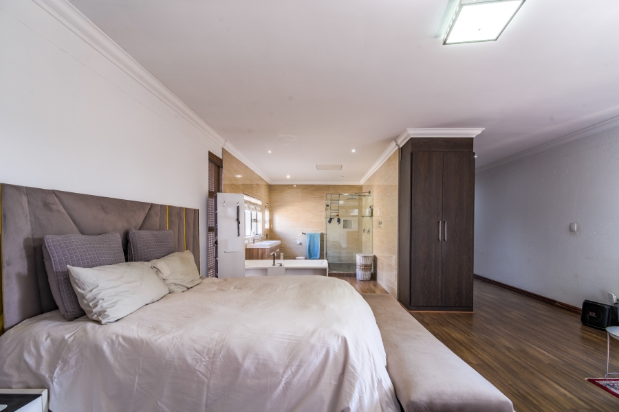 5 Bedroom Property for Sale in Willow Acres Gauteng