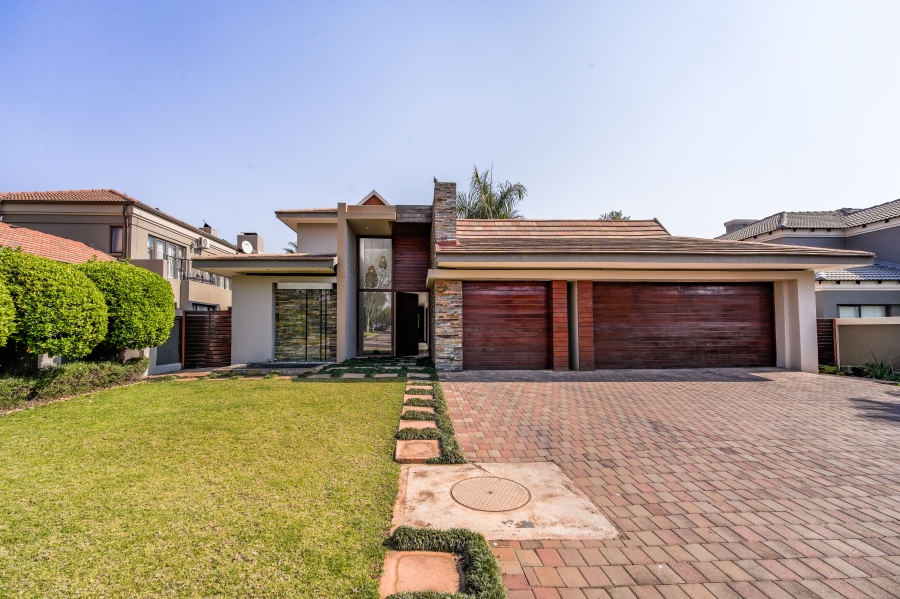 5 Bedroom Property for Sale in Willow Acres Gauteng