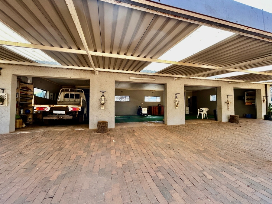 3 Bedroom Property for Sale in Knoppieslaagte Gauteng