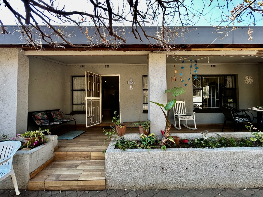 3 Bedroom Property for Sale in Knoppieslaagte Gauteng