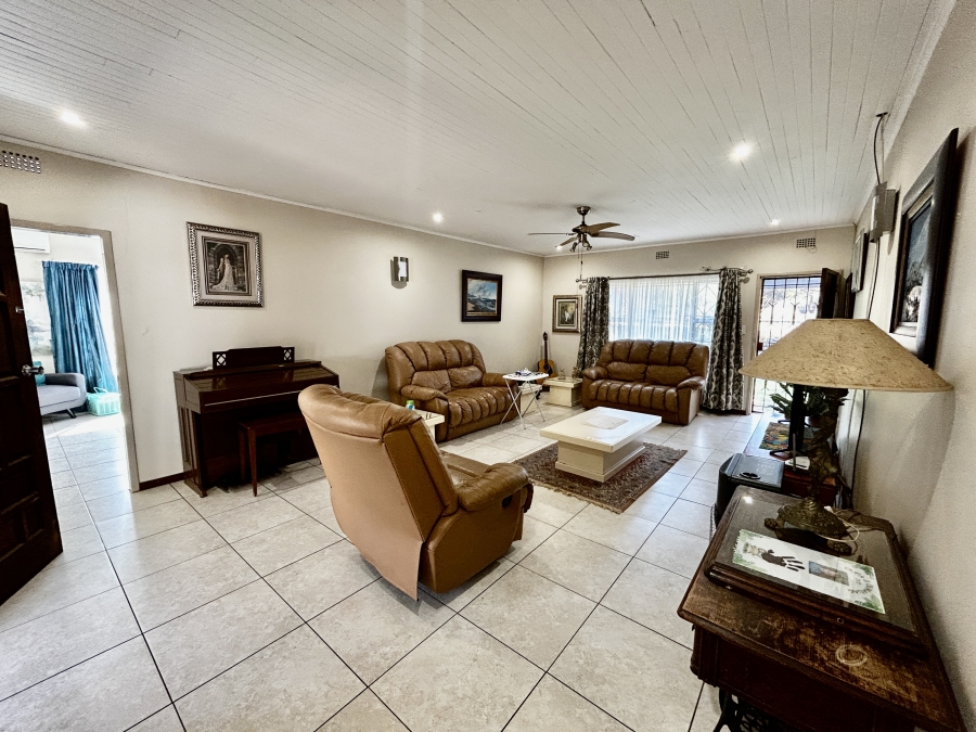 3 Bedroom Property for Sale in Knoppieslaagte Gauteng