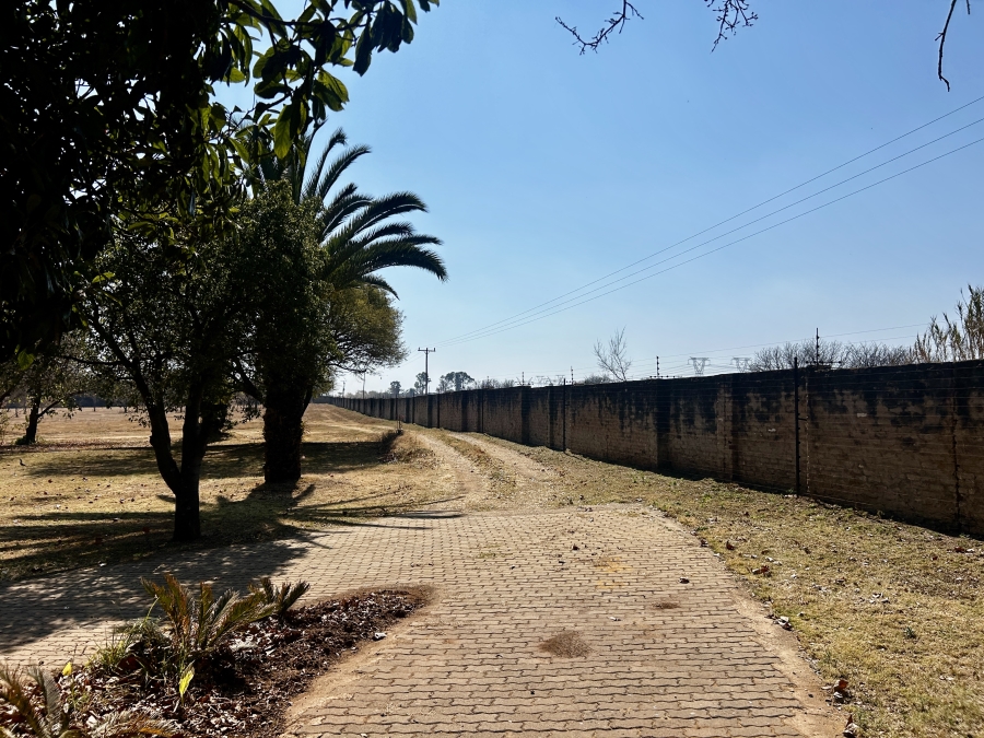 3 Bedroom Property for Sale in Knoppieslaagte Gauteng