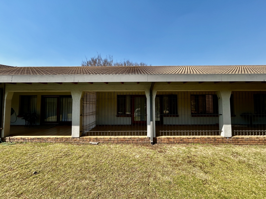 3 Bedroom Property for Sale in Knoppieslaagte Gauteng