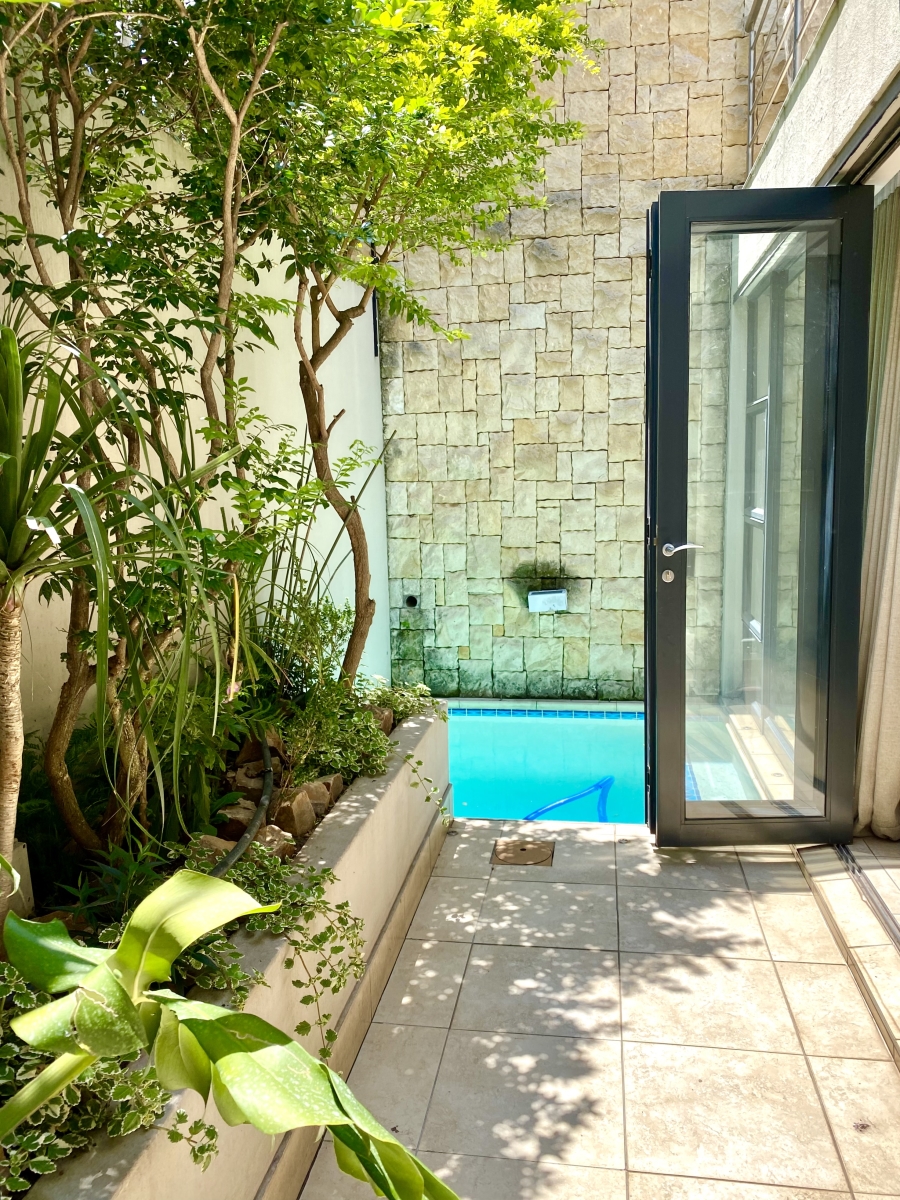 3 Bedroom Property for Sale in Illovo Gauteng