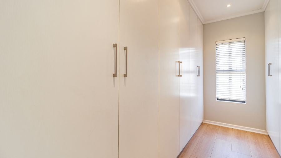 3 Bedroom Property for Sale in Lonehill Gauteng