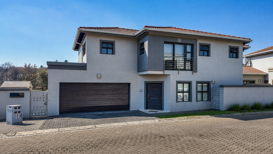 3 Bedroom Property for Sale in Lonehill Gauteng