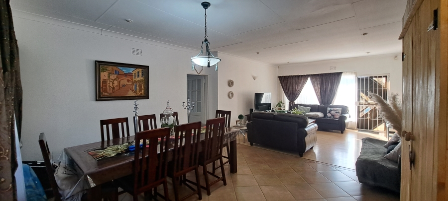 To Let 3 Bedroom Property for Rent in Helderkruin Gauteng
