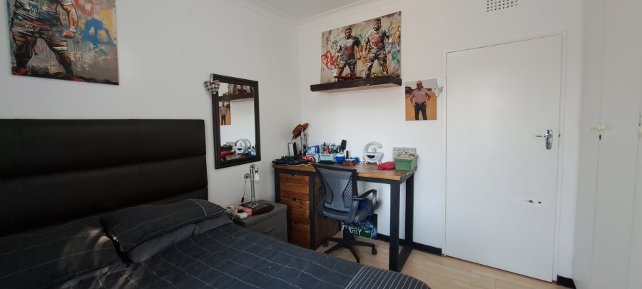 To Let 3 Bedroom Property for Rent in Helderkruin Gauteng