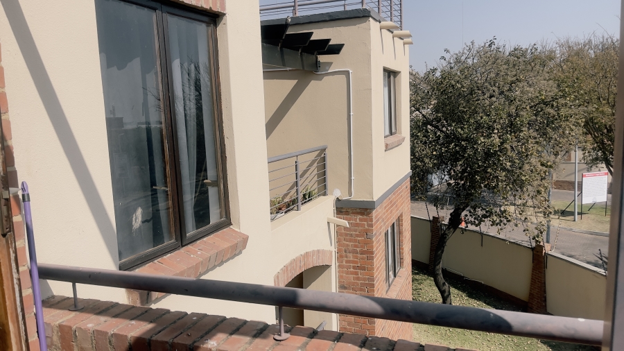 1 Bedroom Property for Sale in Halfway Gardens Gauteng
