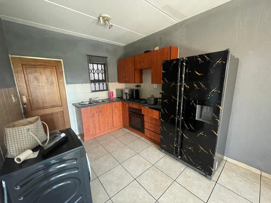 2 Bedroom Property for Sale in Vanderbijlpark SE 10 Gauteng