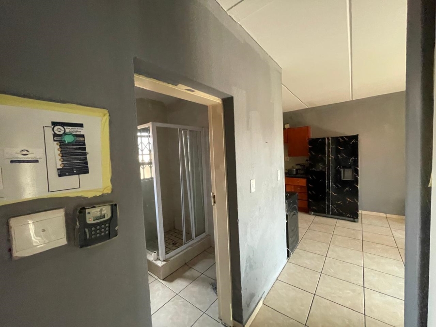 2 Bedroom Property for Sale in Vanderbijlpark SE 10 Gauteng
