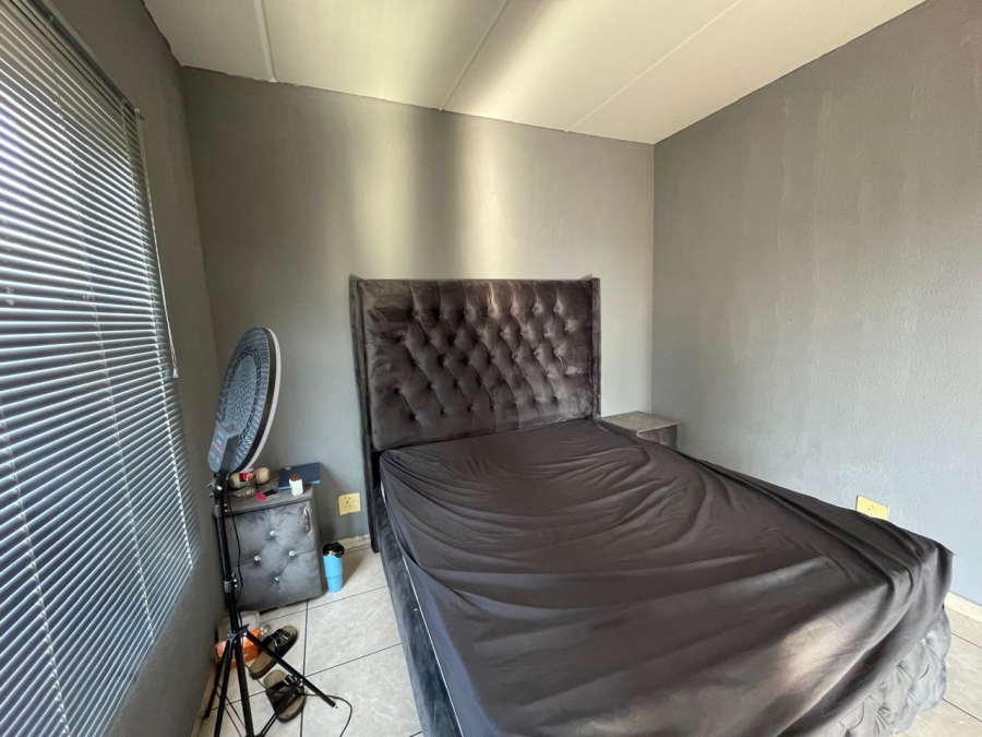 2 Bedroom Property for Sale in Vanderbijlpark SE 10 Gauteng