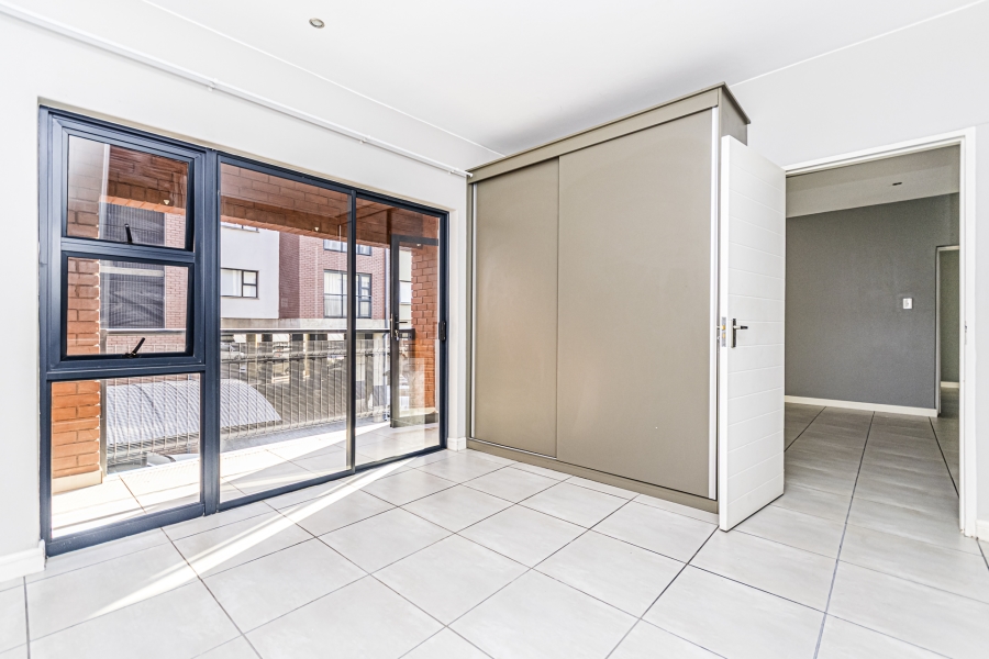 2 Bedroom Property for Sale in Die Hoewes Gauteng