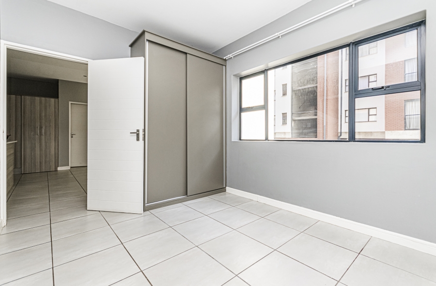 2 Bedroom Property for Sale in Die Hoewes Gauteng