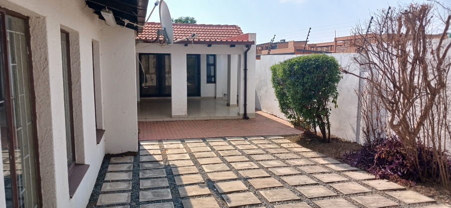 3 Bedroom Property for Sale in Ormonde Gauteng
