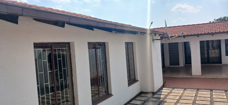 3 Bedroom Property for Sale in Ormonde Gauteng