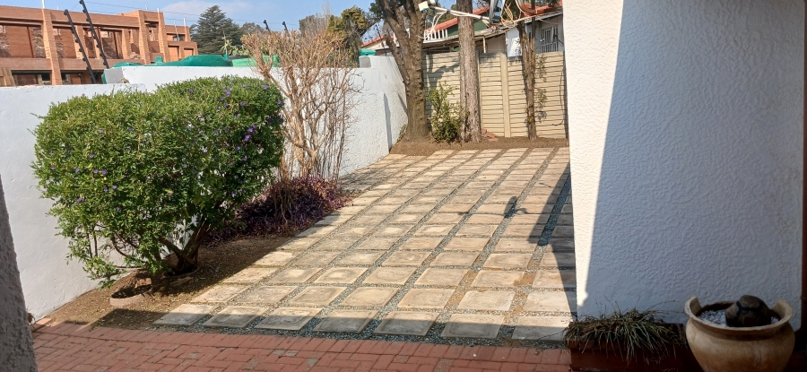 3 Bedroom Property for Sale in Ormonde Gauteng