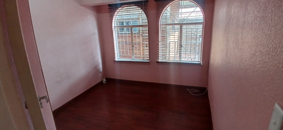 3 Bedroom Property for Sale in Ormonde Gauteng
