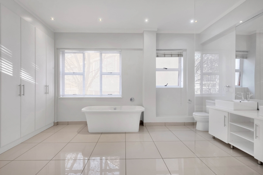 3 Bedroom Property for Sale in Illovo Gauteng