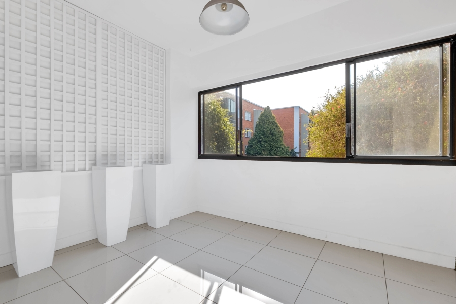 3 Bedroom Property for Sale in Illovo Gauteng