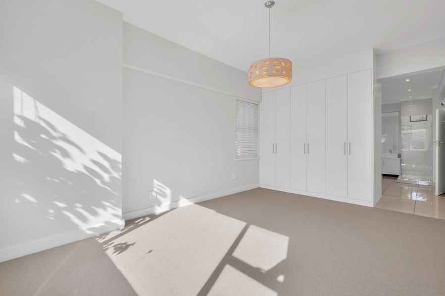 3 Bedroom Property for Sale in Illovo Gauteng