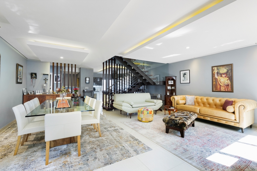 3 Bedroom Property for Sale in Bryanston Gauteng