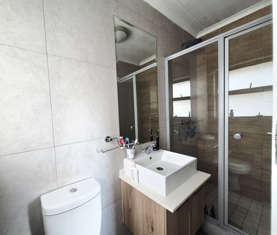 2 Bedroom Property for Sale in Modderfontein Gauteng