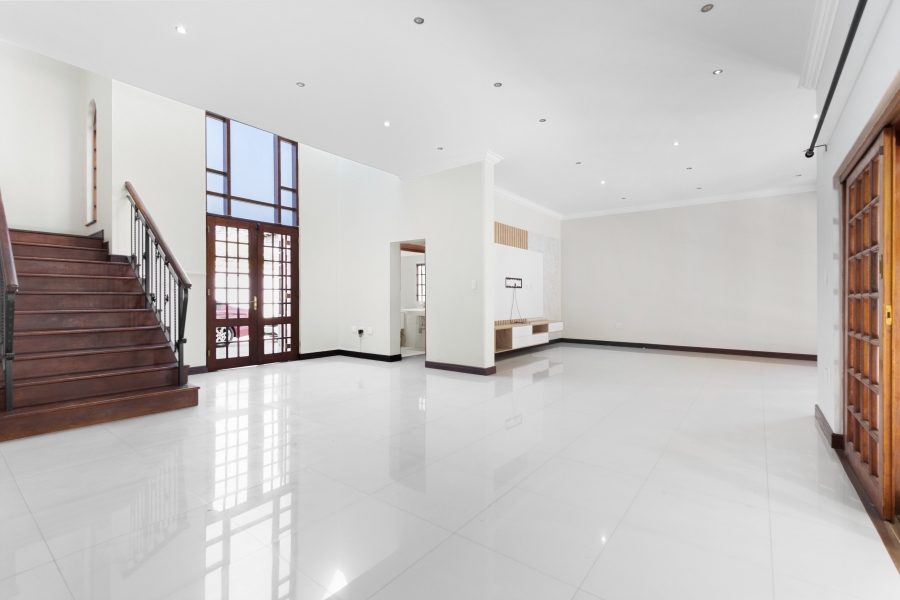 5 Bedroom Property for Sale in Bryanston Gauteng