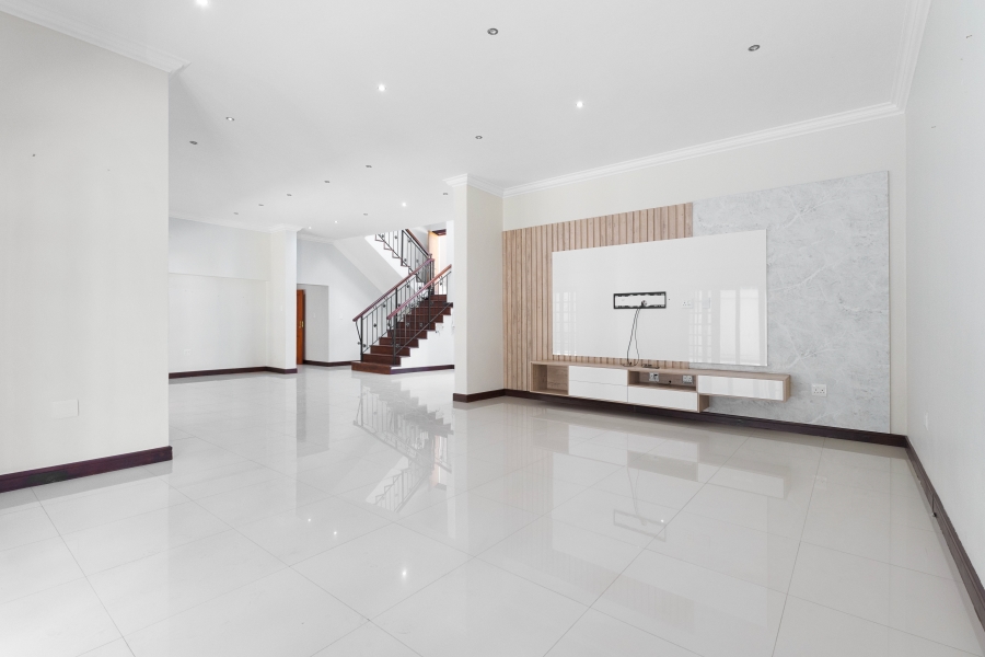 5 Bedroom Property for Sale in Bryanston Gauteng