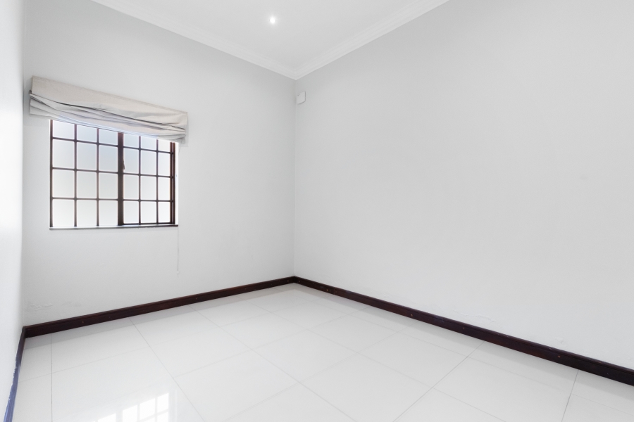 5 Bedroom Property for Sale in Bryanston Gauteng
