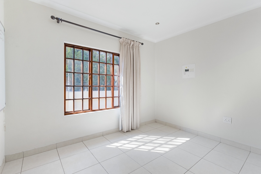 5 Bedroom Property for Sale in Bryanston Gauteng