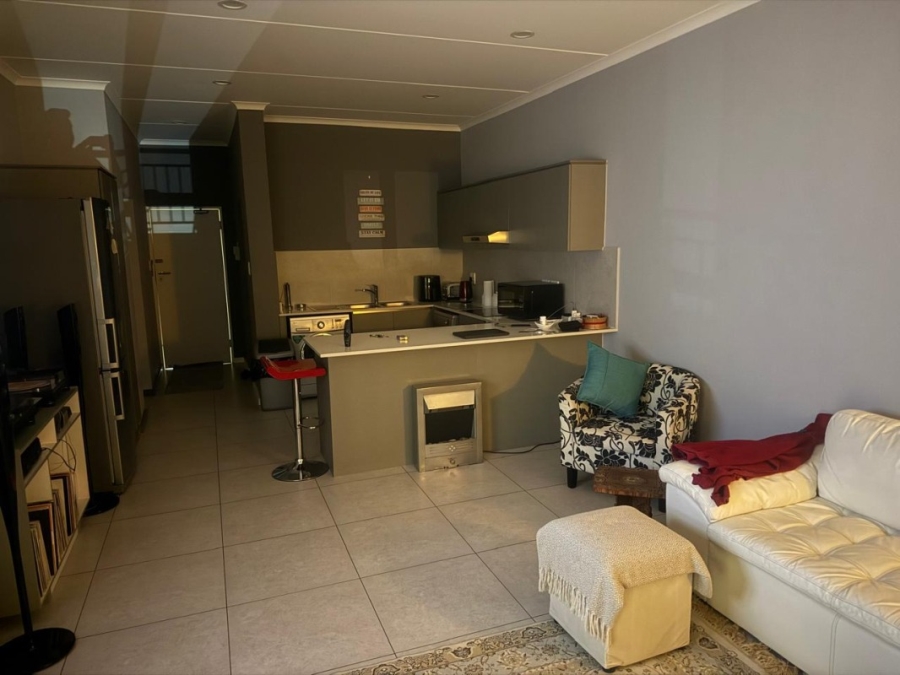 2 Bedroom Property for Sale in Greenstone Hill Gauteng