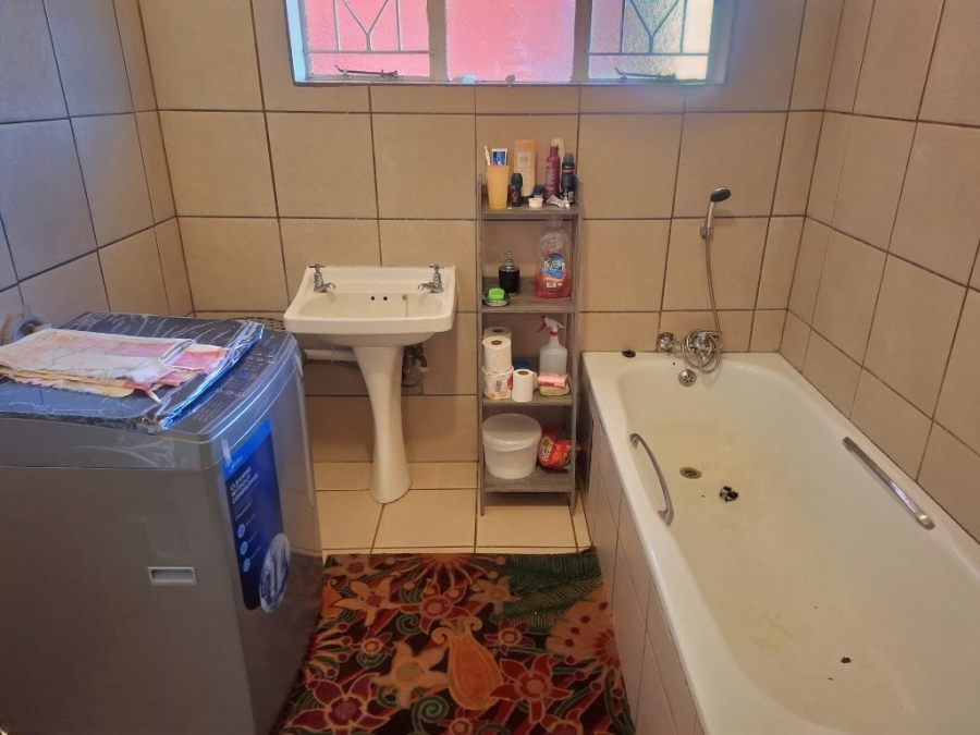 2 Bedroom Property for Sale in Westonaria Gauteng