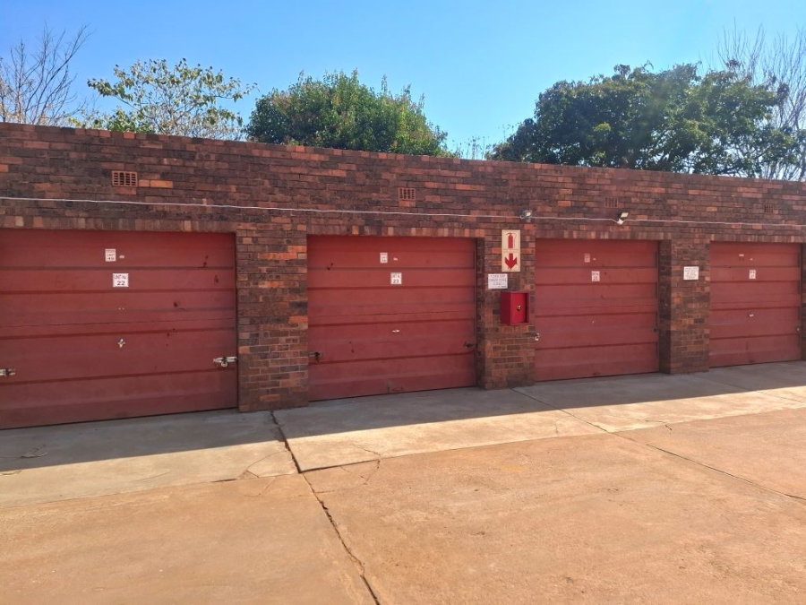 2 Bedroom Property for Sale in Westonaria Gauteng