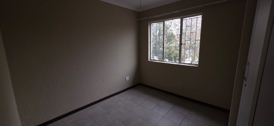 To Let 2 Bedroom Property for Rent in Greenstone Hill Gauteng