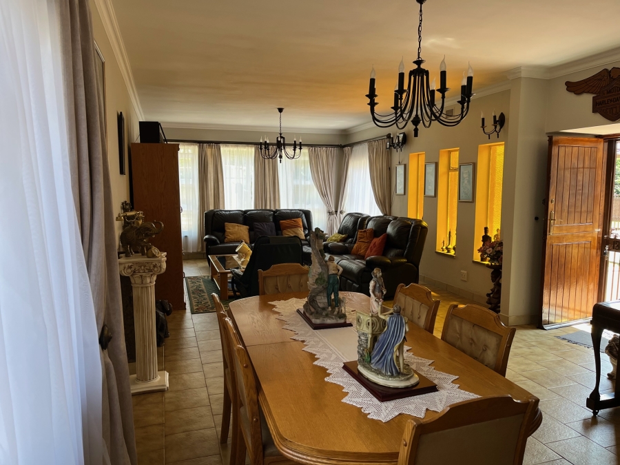 4 Bedroom Property for Sale in Hurlyvale Gauteng