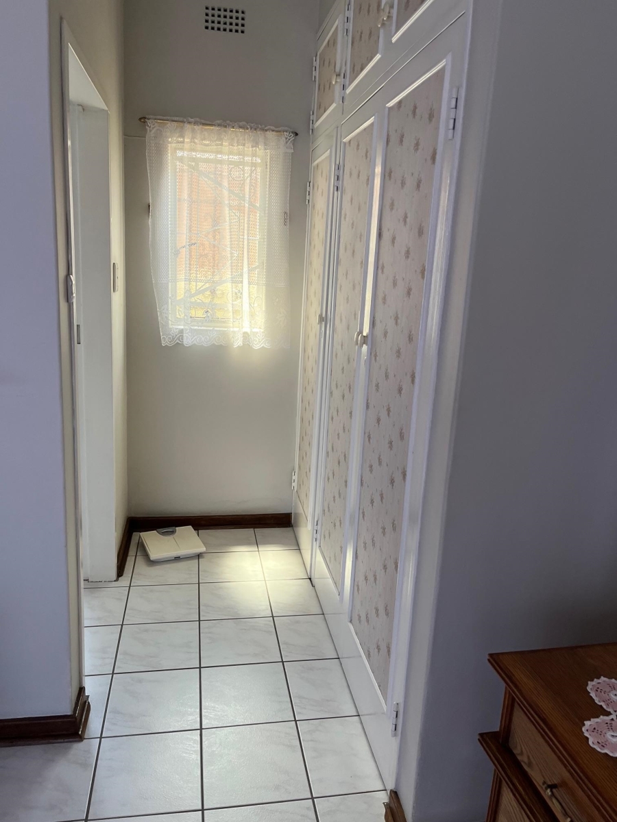 4 Bedroom Property for Sale in Hurlyvale Gauteng