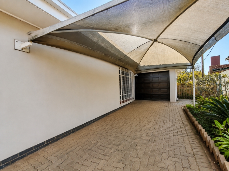 3 Bedroom Property for Sale in Risiville Gauteng