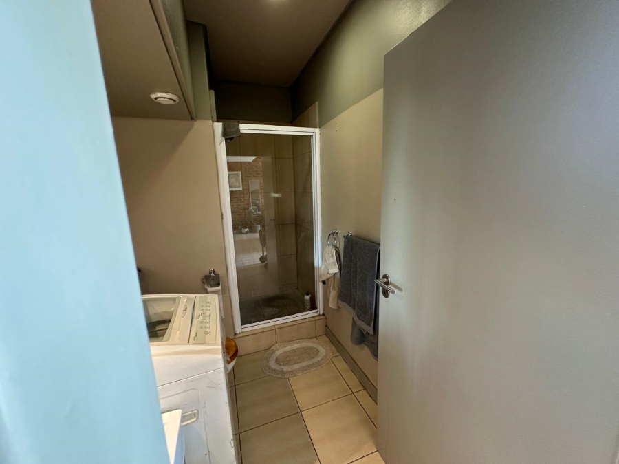 1 Bedroom Property for Sale in Richmond Gauteng