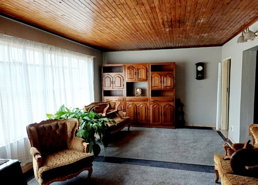 9 Bedroom Property for Sale in Pretoria North Gauteng