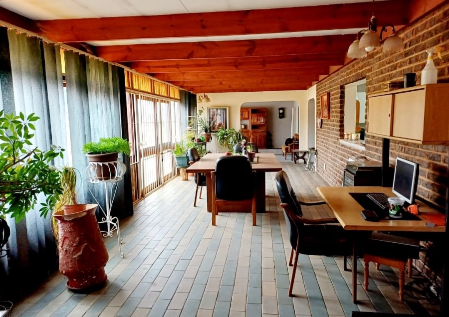 9 Bedroom Property for Sale in Pretoria North Gauteng