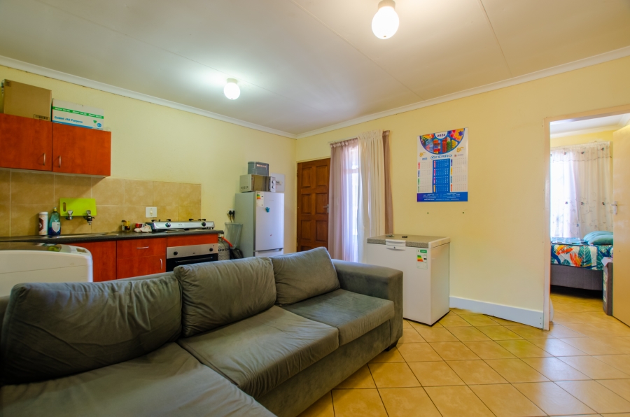 2 Bedroom Property for Sale in Olievenhoutbosch Gauteng
