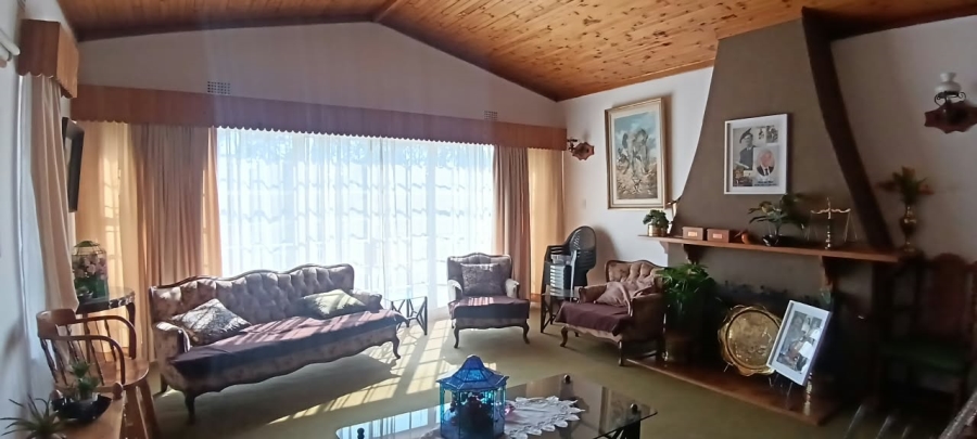 4 Bedroom Property for Sale in Glen Donald A H Gauteng