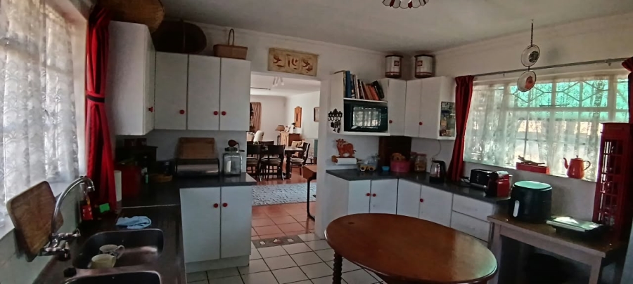 4 Bedroom Property for Sale in Glen Donald A H Gauteng