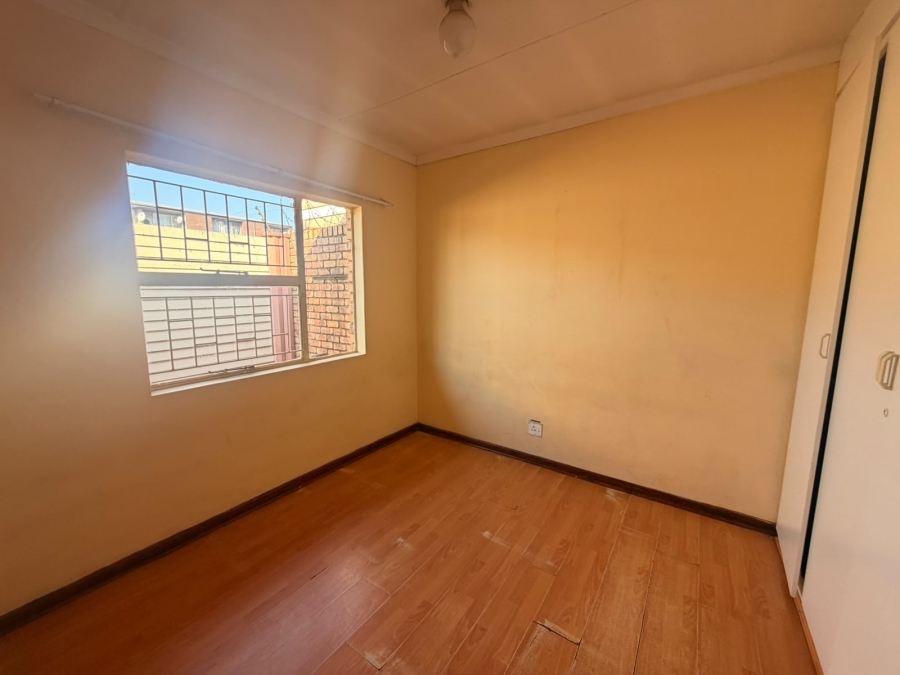 2 Bedroom Property for Sale in Vanderbijlpark CW 3 Gauteng