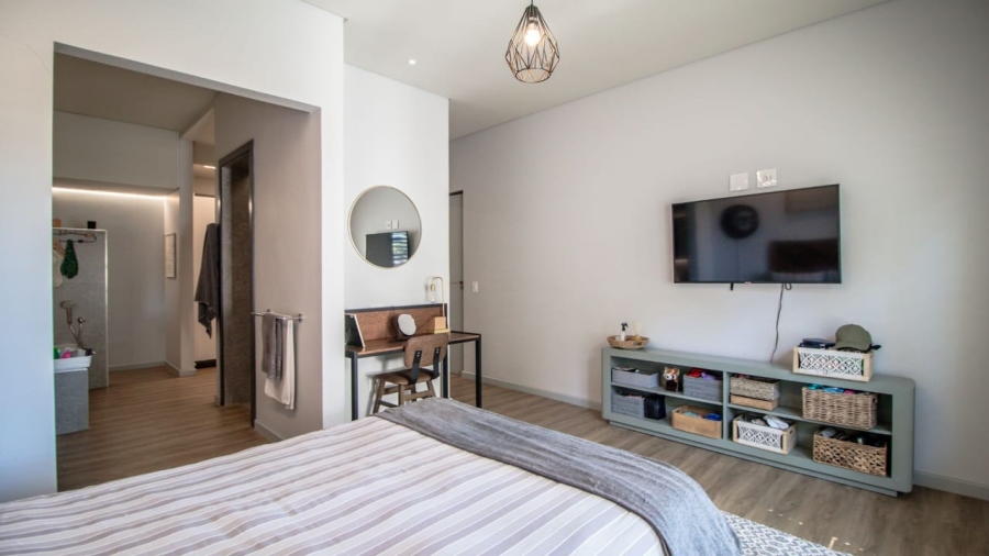 3 Bedroom Property for Sale in Nieuw Muckleneuk Gauteng