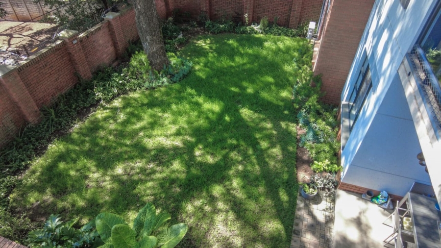 3 Bedroom Property for Sale in Nieuw Muckleneuk Gauteng