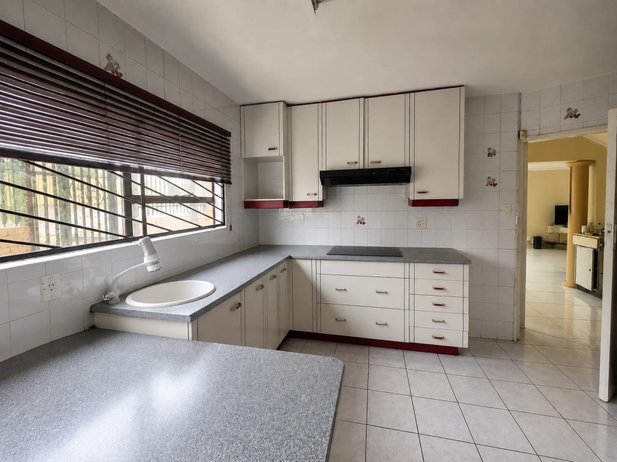 To Let 3 Bedroom Property for Rent in Laudium Gauteng