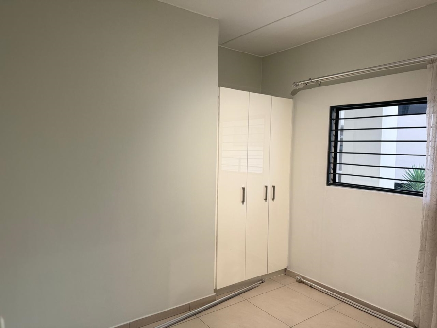 2 Bedroom Property for Sale in North Riding Gauteng